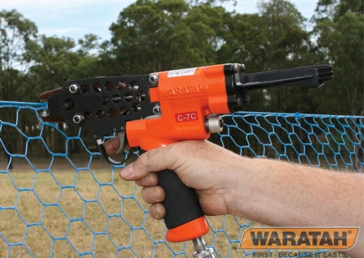 WAR Ringmaster Pneumatic Clip Gun Insitu
