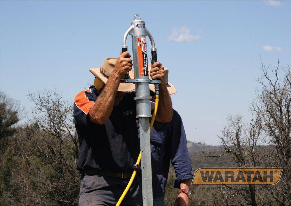 WAR Thumpa Pneumatic Post Driver Insitu